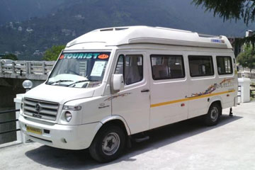 17 Seater Tempo Traveller Rental